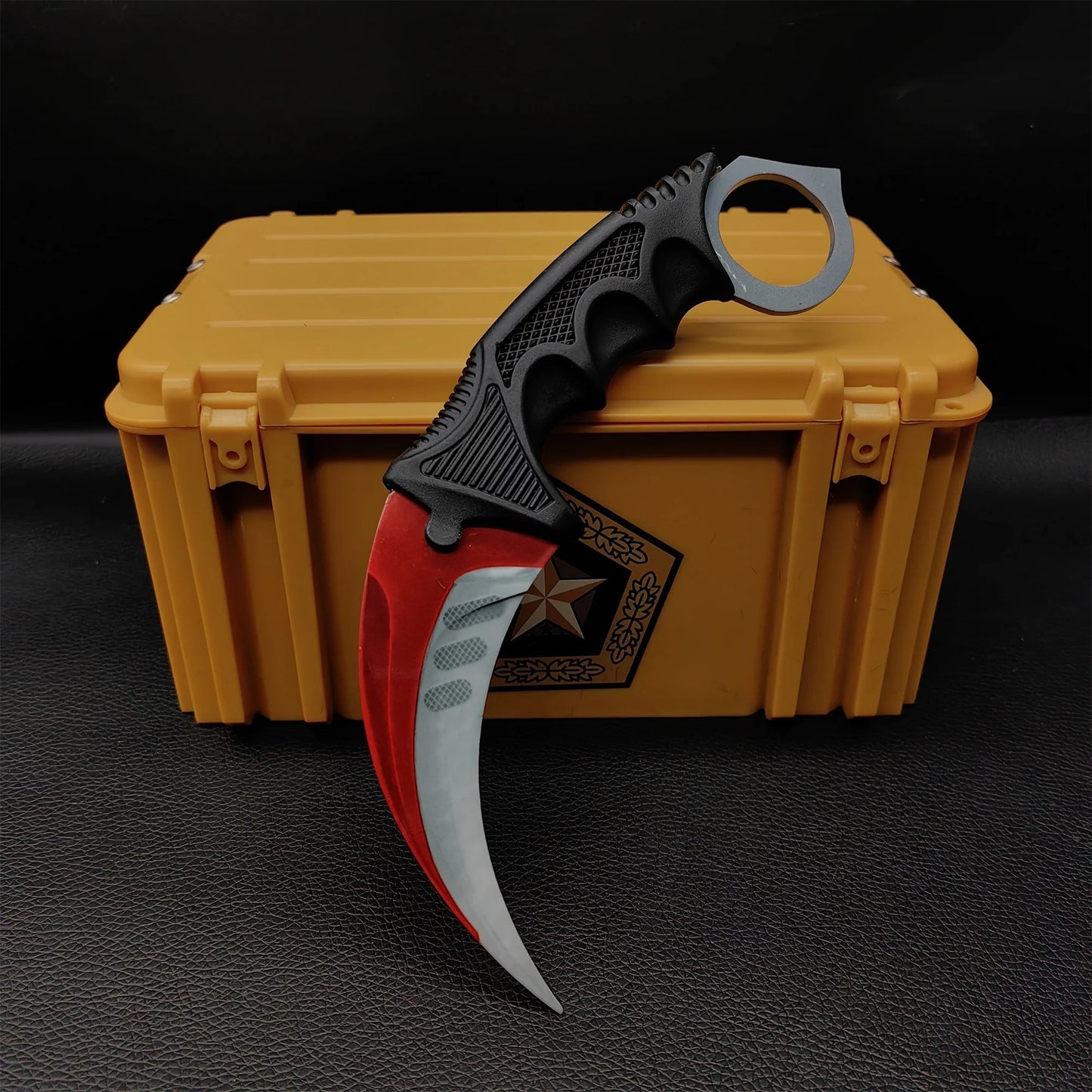 The Karambit Collection With Gamma Case / 8 Finishes