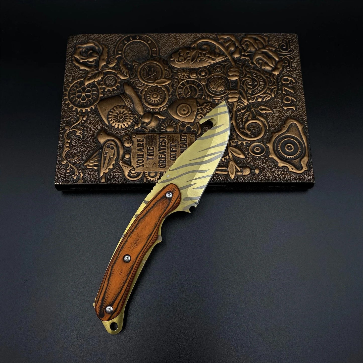 The Gut Collection / 7 Finishes