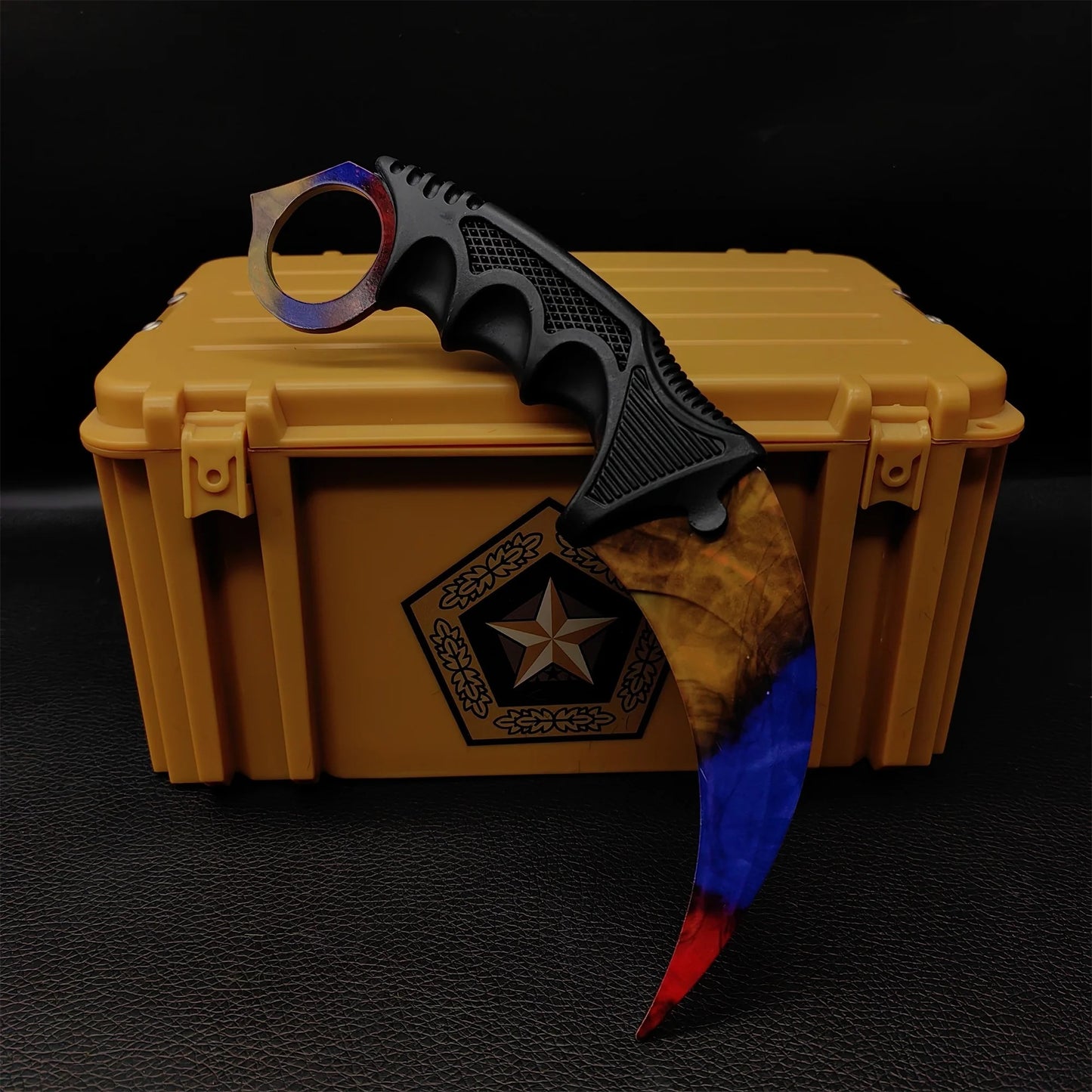 The Karambit Collection With Gamma Case / 8 Finishes